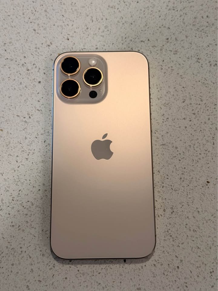 Actual iPhone 16 Pro Max 512GB phone