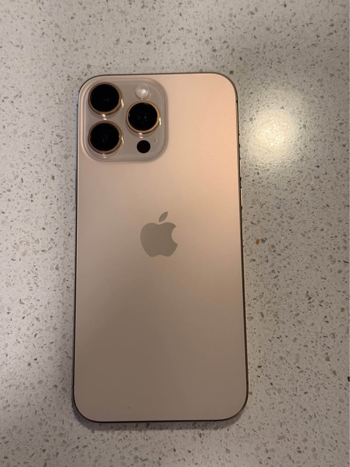 iPhone 16 Pro Max 256GB, actual photo 1