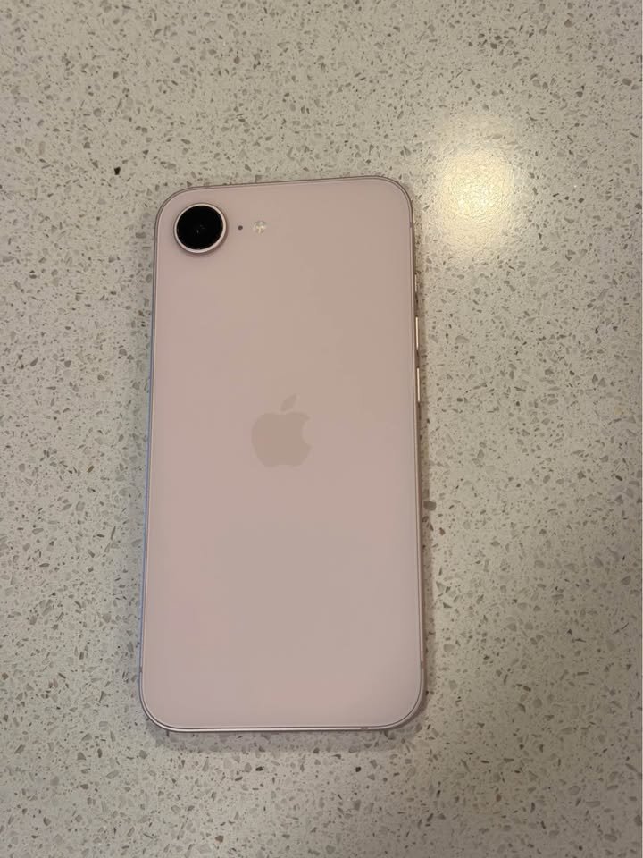 iPhone 17e 256GB, actual photo 1