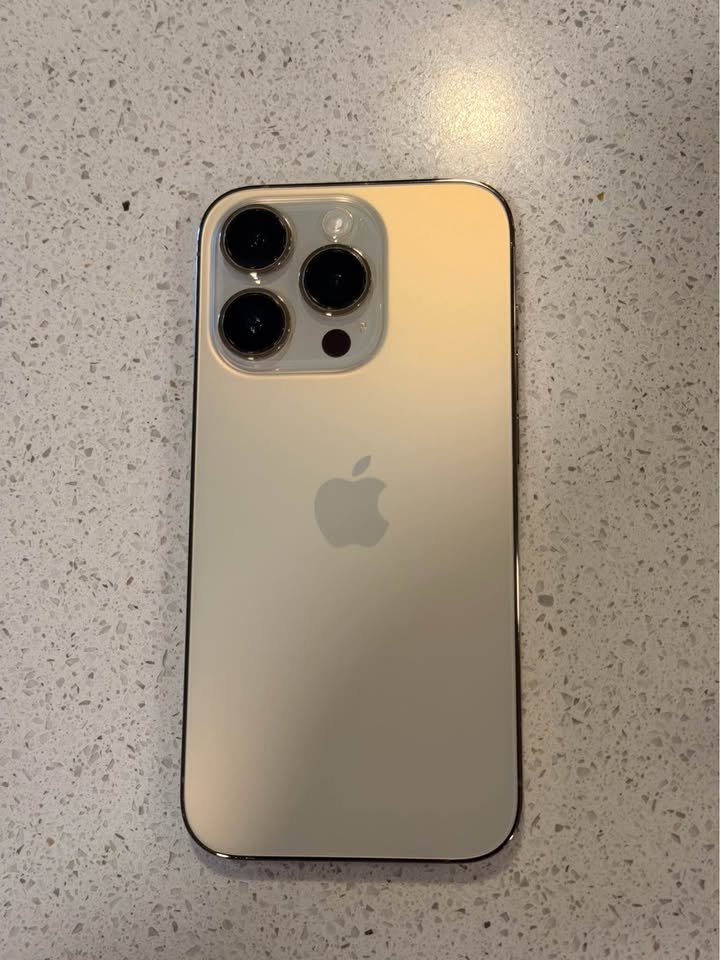 Actual iPhone 14 Pro 128GB phone